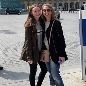 Meet your Posher, Kaitlyn